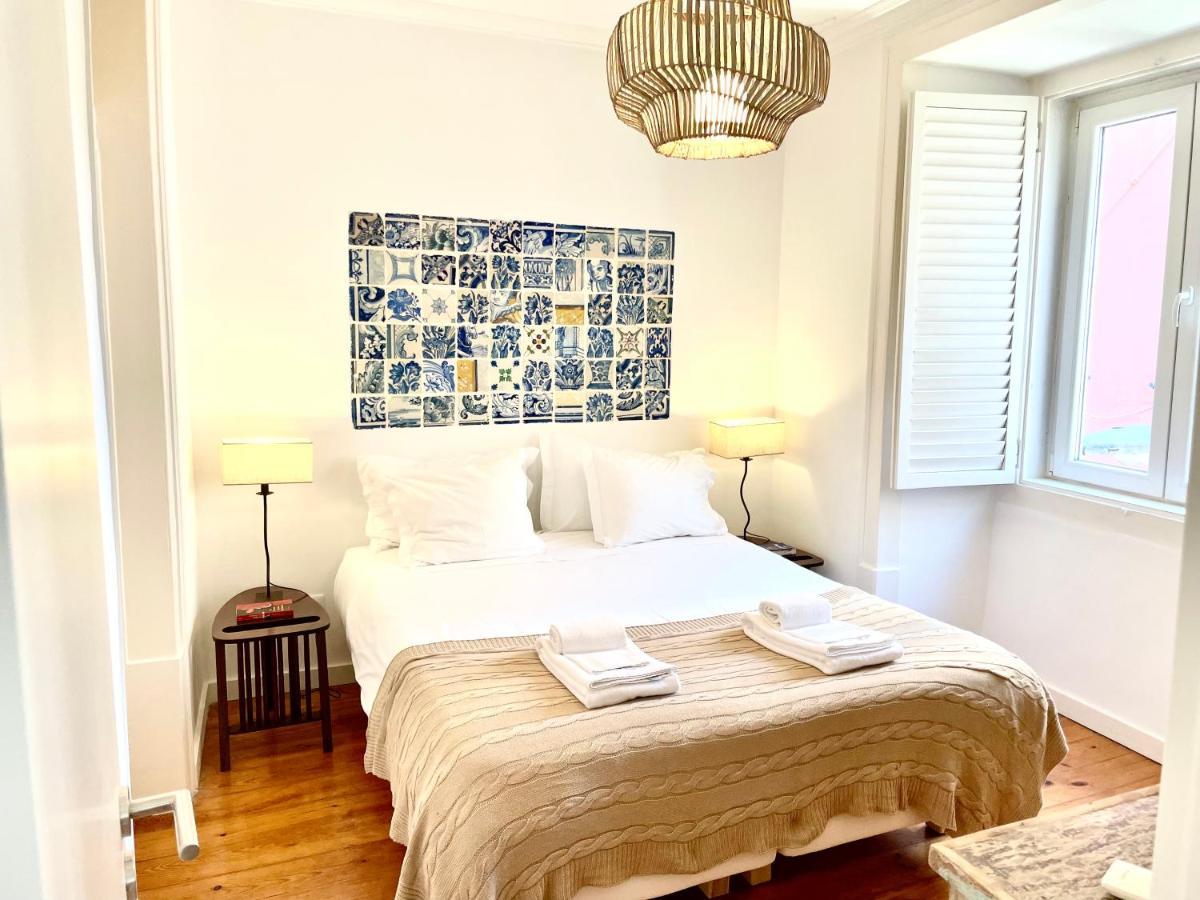 Bright And Spacious Three Bedroom In The Heart Of Apartment Lisbon